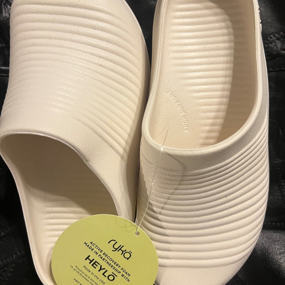 Ryka Echo Recovery Clog